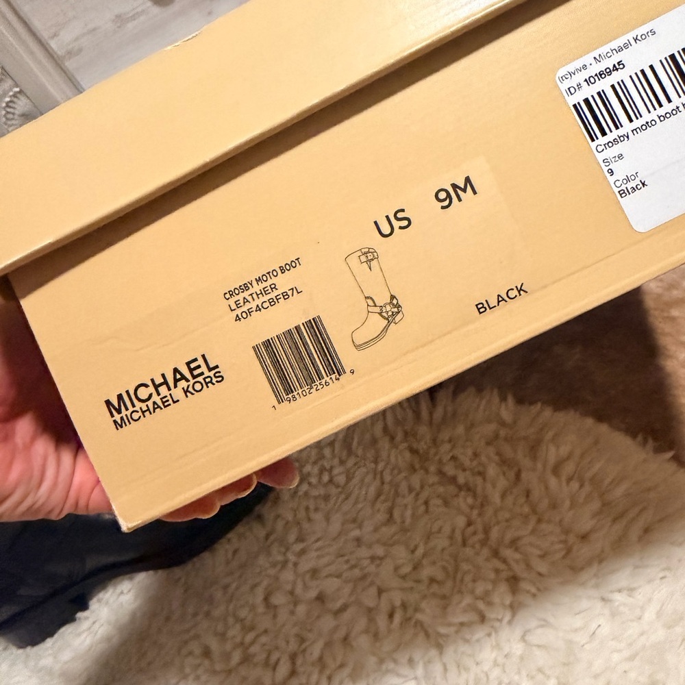 New in box Michael Kors Black Combat & Moto Boots - Picture 16 of 16